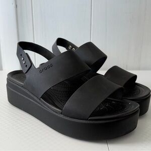 CROCS Women's Black Platform Strappy Sandal